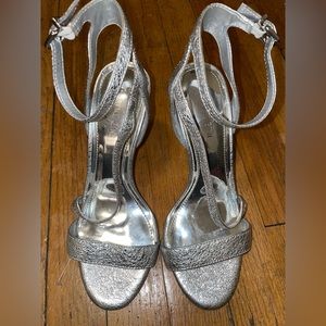 Gianni Bini Leather Silver Heels